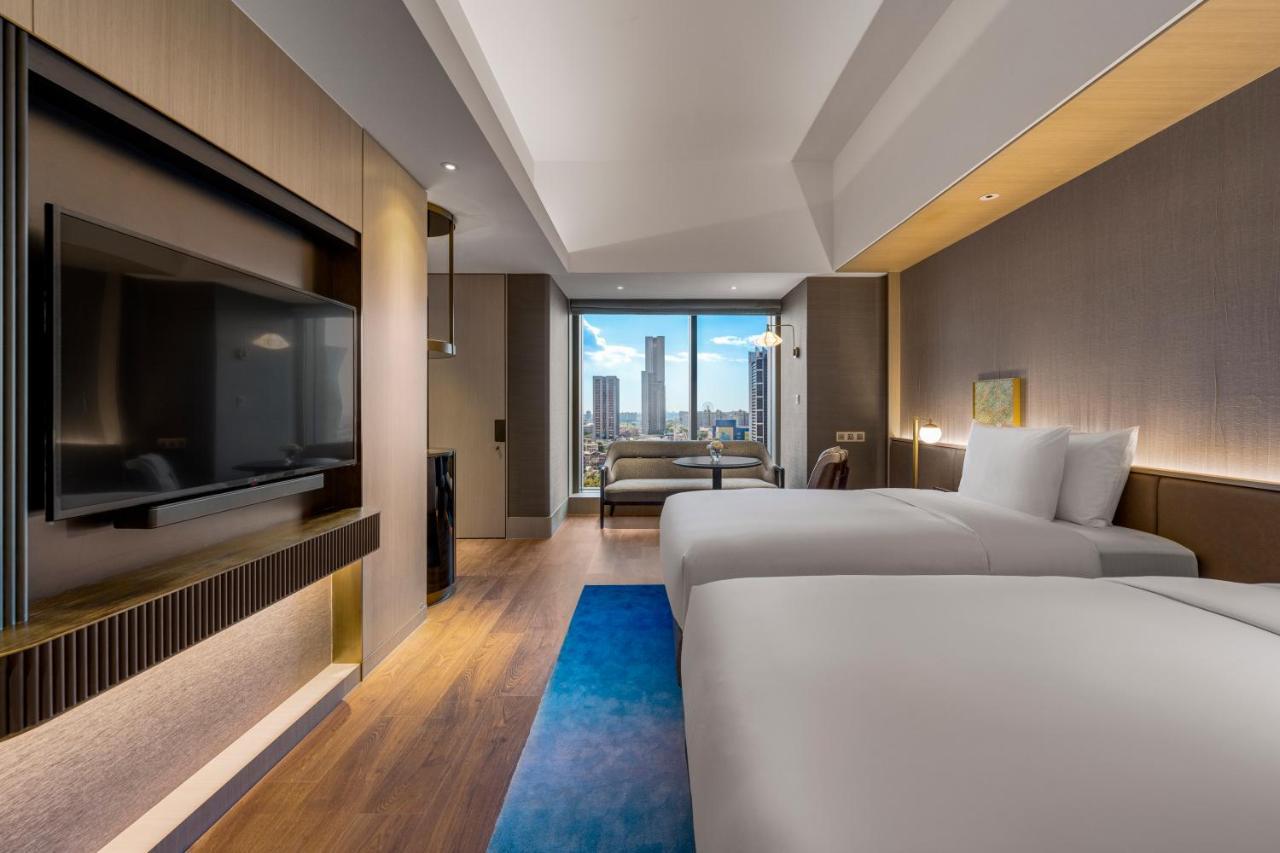 Intercontinental Kaohsiung By Ihg Otel Dış mekan fotoğraf Deluxe Room